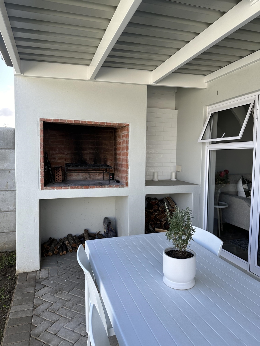 2 Bedroom Property for Sale in Paarl South Western Cape